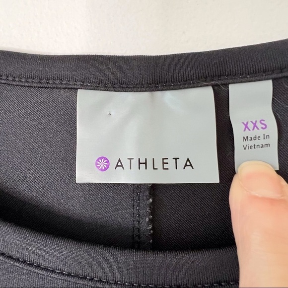 Athleta Spotlight Black and Gray Pin Stripe Pullover Long Sleeve Active … - Picture 13 of 14